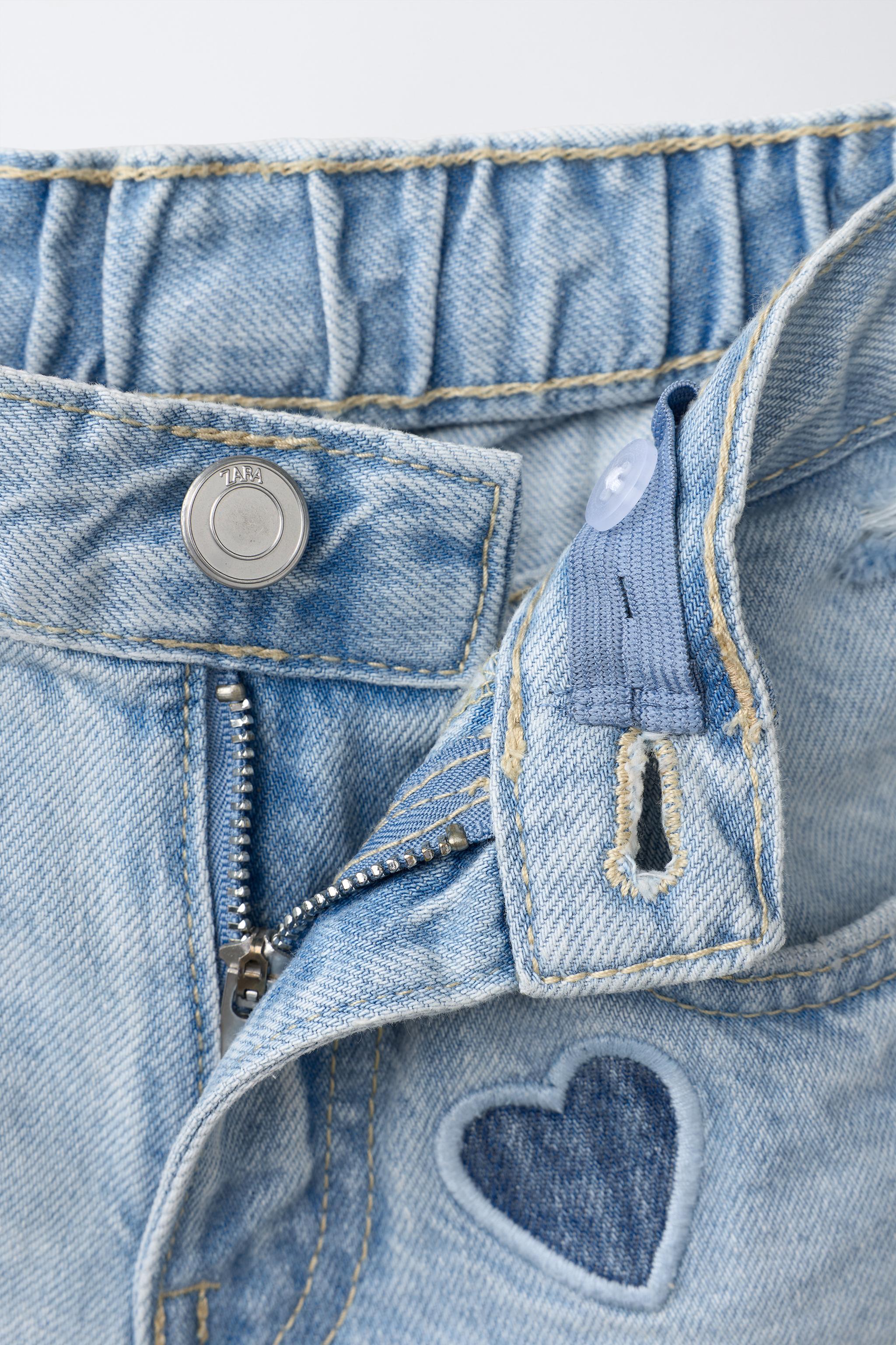 HEART PATCH DENIM SHORTS